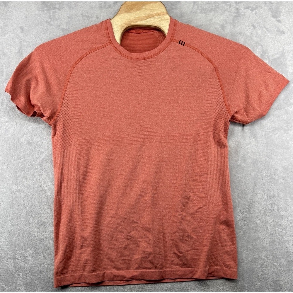 Lululemon Seamless Metal Vent Tech SS Short Sleeve Crewneck Shirt Orange Mens M